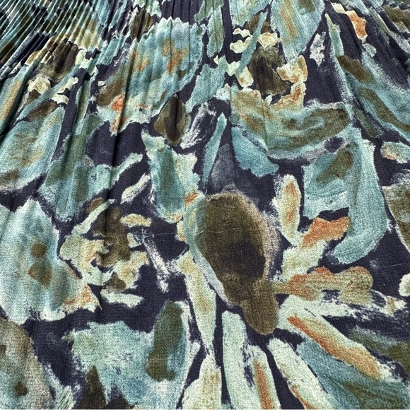 WILFRED Pleated Floral Blouse - Picture 14 of 15